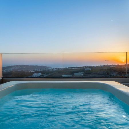 Cinnamon Villa With Private Hot Tub Pýrgos 外观 照片